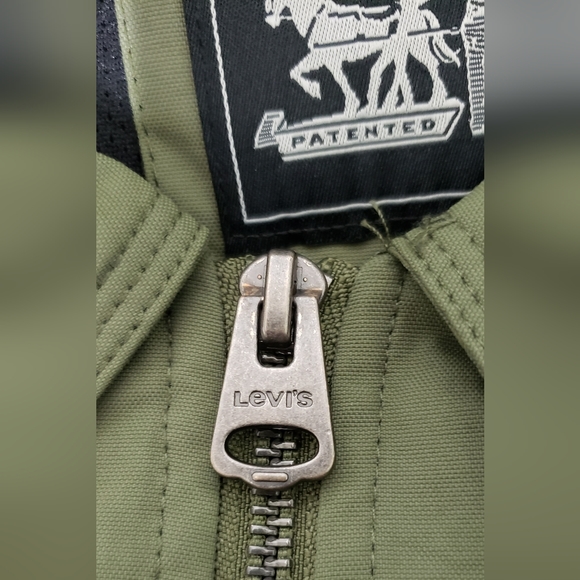 Levi's Jacket, water-resistant, fully lined. Unisex, EUC! - Picture 14 of 15